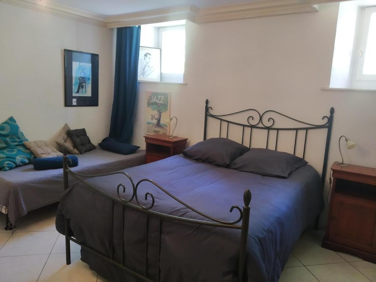 Bed and Breakfast Qui Vivra Verra Le Mesnil-Amey Экстерьер фото