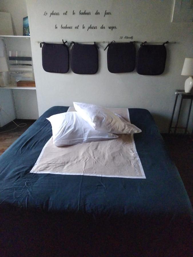 Bed and Breakfast Qui Vivra Verra Le Mesnil-Amey Экстерьер фото